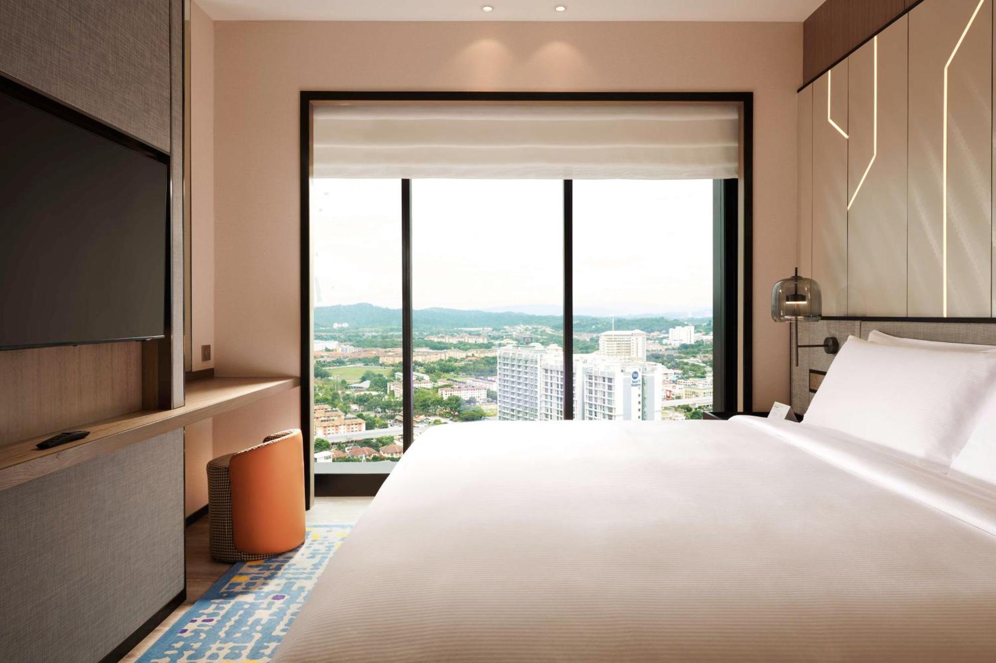 Doubletree By Hilton Shah Alam I-City Exterior foto Deluxe Room